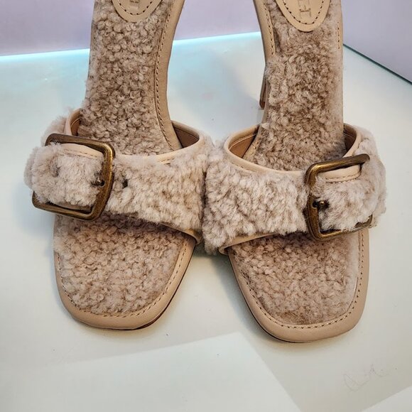 Brand new! COACH Cream Shearling Buckle Mule Heel - Picture 8 of 9